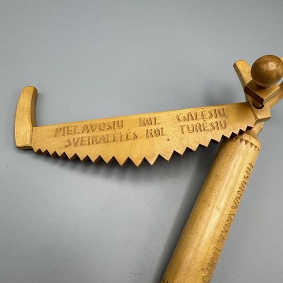 Vtg Finnish Wood Folk Art Wall Hanging Hand Saw Rolling Pin Travel Souvenir 11" - Picture 4 of 9